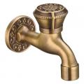 robinet puisage rustique